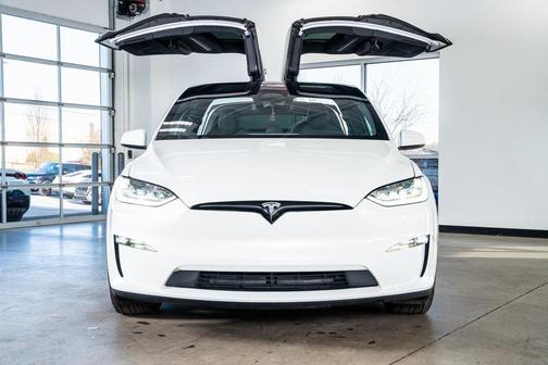 2022 Tesla Model X Dual Motor All-Wheel Drive