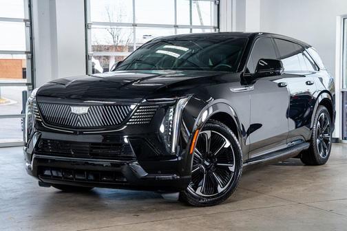 2025 Cadillac Escalade IQ Sport 1