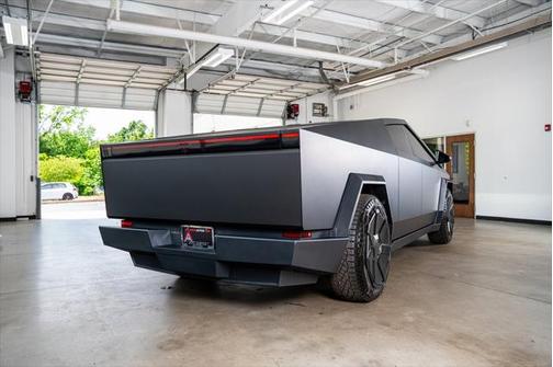 2024 Tesla Cybertruck Cyberbeast