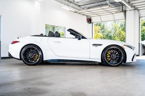 2022 Mercedes-Benz AMG SL 55 Base
