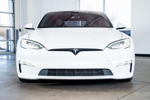 2022 Tesla Model S Base