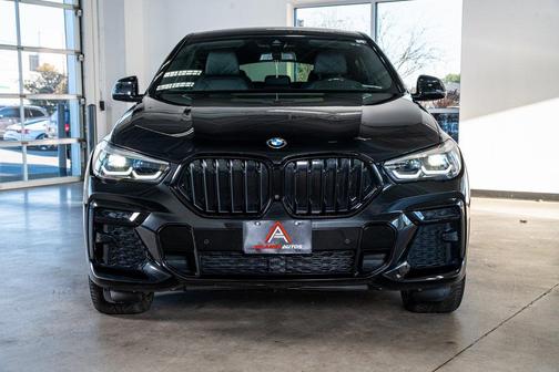 2023 BMW X6 xDrive40i