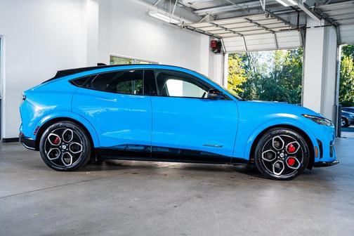 2022 Ford Mustang Mach-E GT