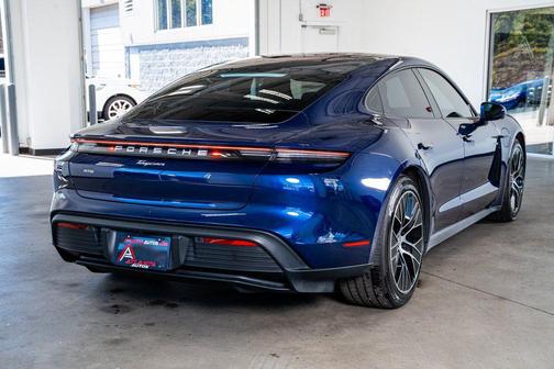 2021 Porsche Taycan Base