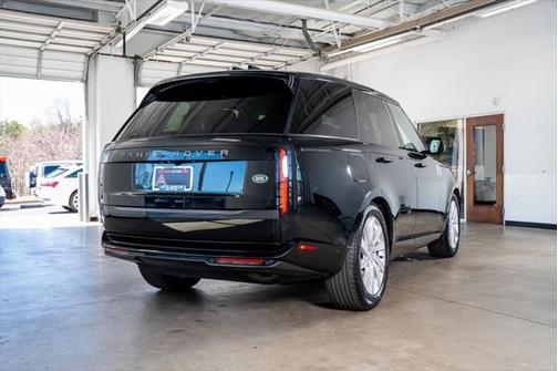 2023 Land Rover Range Rover P400 SE