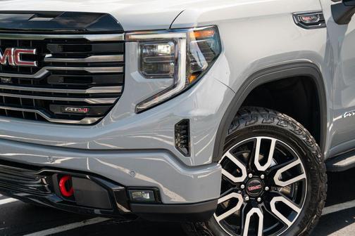 Thunderstorm Gray 2025 GMC Sierra 1500 AT4