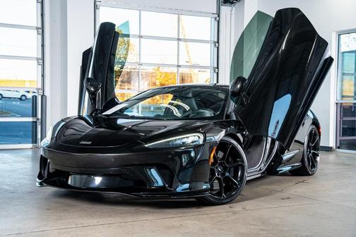 2020 McLaren GT Base