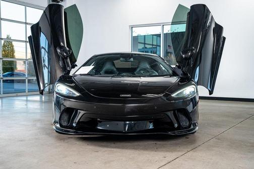 2020 McLaren GT Base