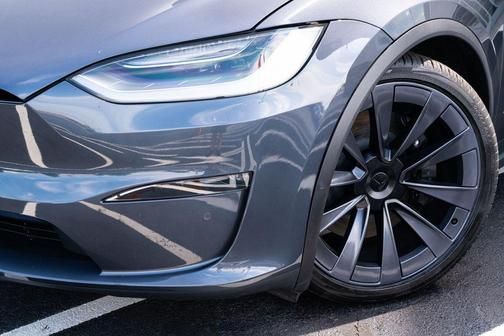 Stealth Gray 2023 Tesla Model X Standard Range