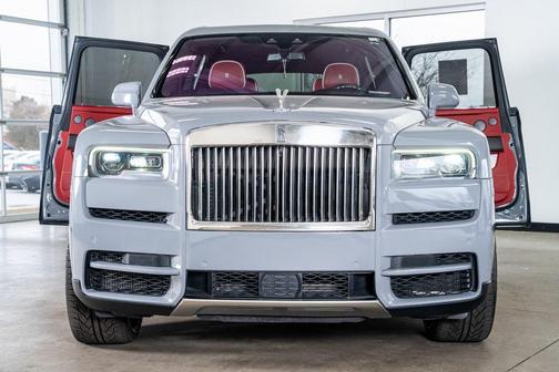 2022 Rolls-Royce Cullinan Base