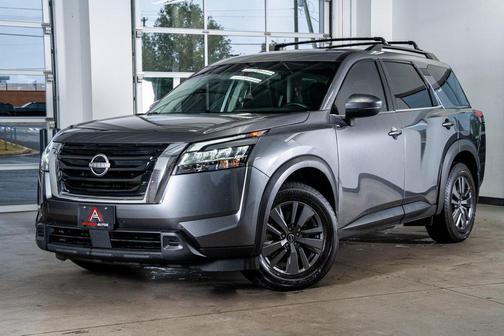 2022 Nissan Pathfinder SV 2WD