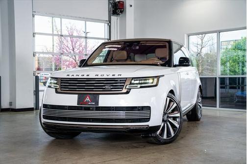 2023 Land Rover Range Rover SV