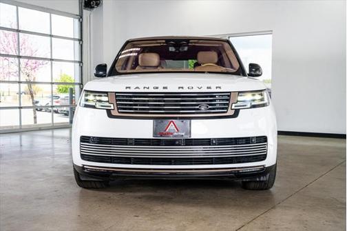 2023 Land Rover Range Rover SV