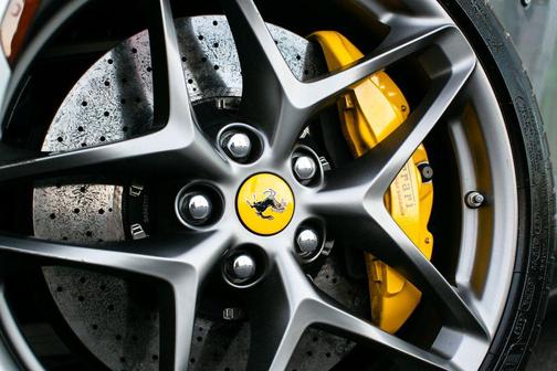 Argento Nurburgring Metallic 2021 Ferrari Roma Base