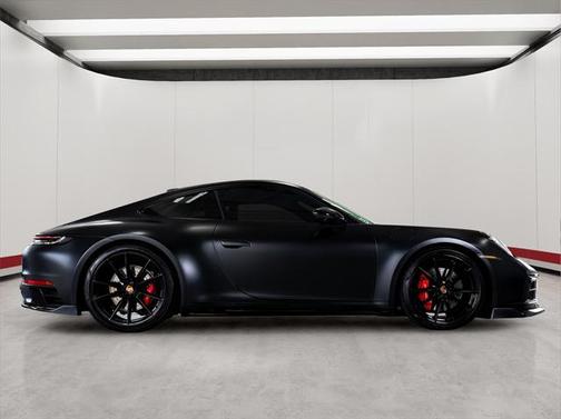 2020 Porsche 911 Carrera 4S
