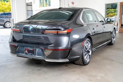 2024 BMW i7 xDrive60