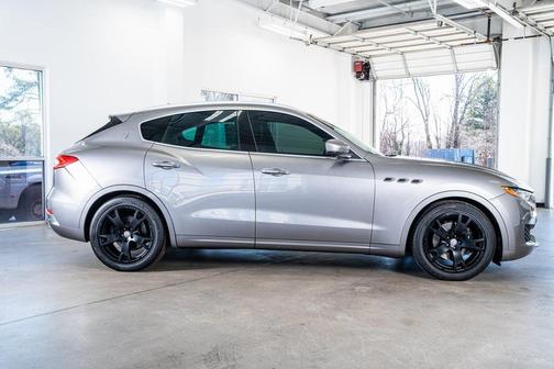 2017 Maserati Levante Base