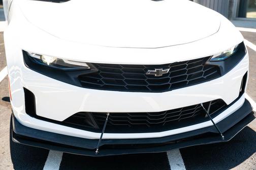 Summit White 2022 Chevrolet Camaro 1LS
