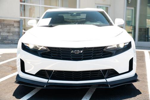 Summit White 2022 Chevrolet Camaro 1LS