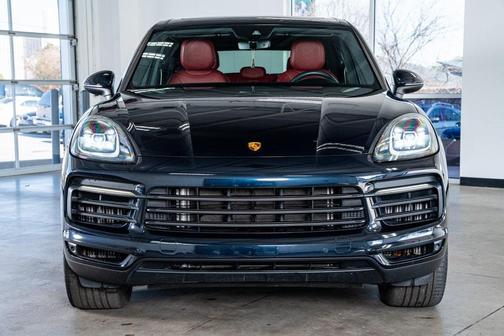 2022 Porsche Cayenne Platinum Edition