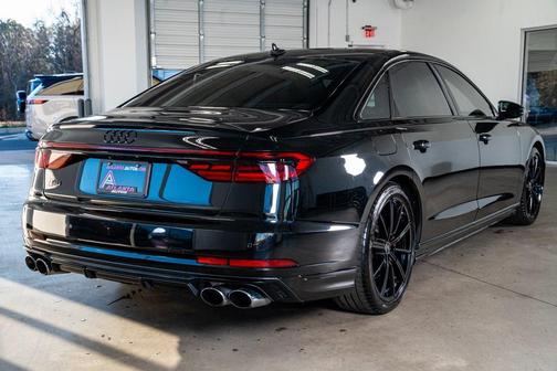 2022 Audi S8 4.0T