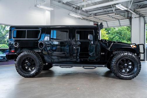 2002 Hummer H1 Enclosed