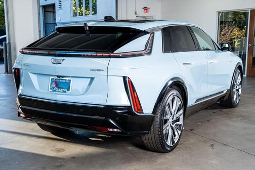 2024 Cadillac LYRIQ Luxury
