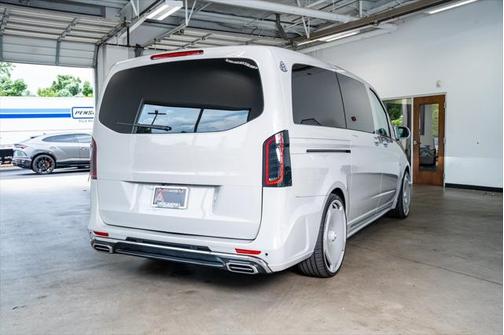 2023 Mercedes-Benz Metris Base