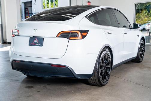 2021 Tesla Model Y Long Range Dual Motor All-Wheel Drive