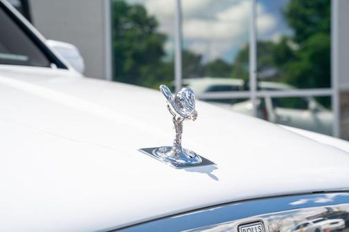 Tempest Grey 2022 Rolls-Royce Cullinan