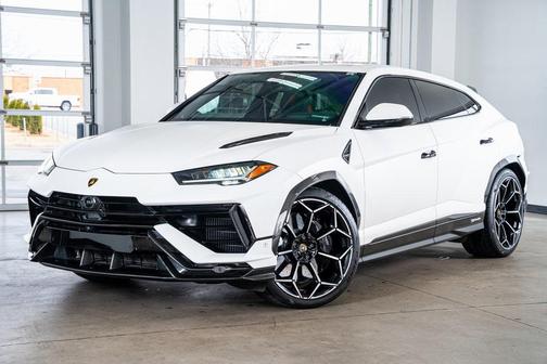 2024 Lamborghini Urus Performante