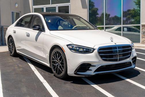 MANUFAKTUR Cashmere White Magno 2022 Mercedes-Benz S-Class 4MATIC