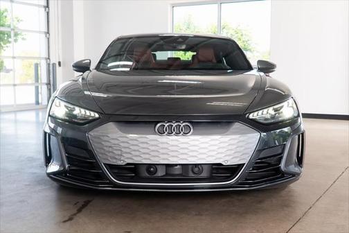 2022 Audi e-tron GT Premium Plus