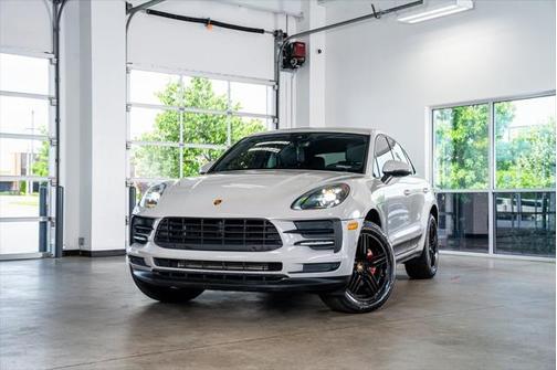 2021 Porsche Macan Base