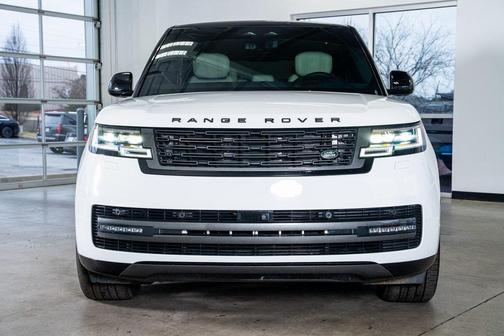 2025 Land Rover Range Rover P530 Autobiography