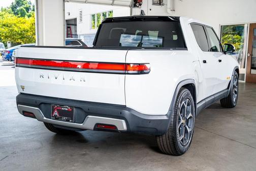2022 Rivian R1T Adventure