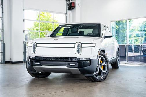2022 Rivian R1T Adventure