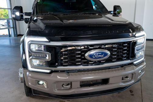 Agate Black Metallic 2023 Ford F-450 King Ranch