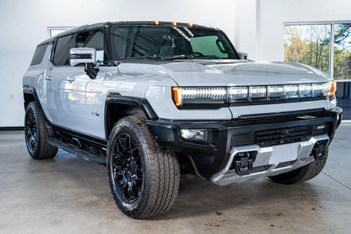 2024 GMC HUMMER EV SUV 2X