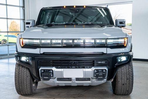 2024 GMC HUMMER EV SUV 2X