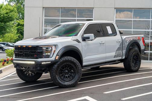 Avalanche 2023 Ford F-150 Raptor