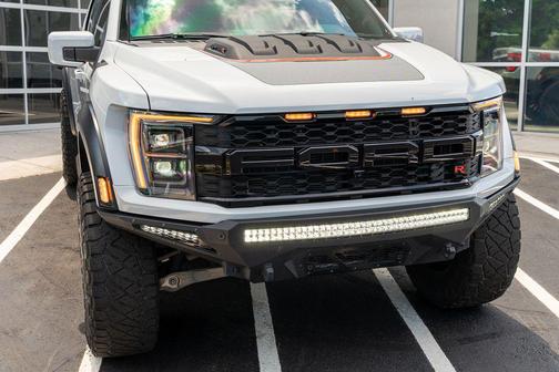 Avalanche 2023 Ford F-150 Raptor