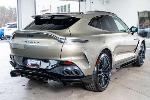 2023 Aston Martin DBX 707