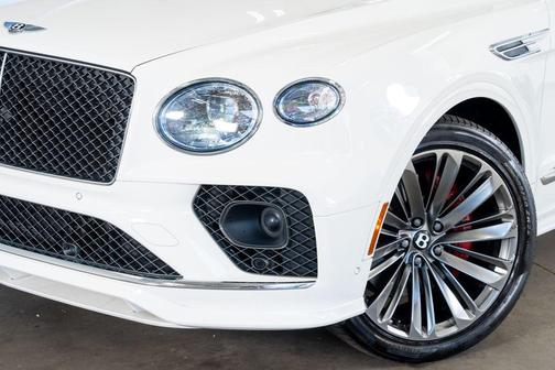 White 2021 Bentley Bentayga Speed
