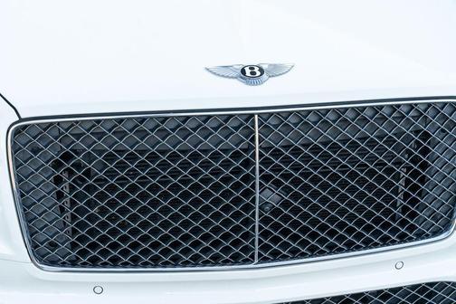White 2021 Bentley Bentayga Speed