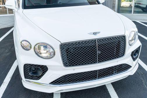 White 2021 Bentley Bentayga Speed