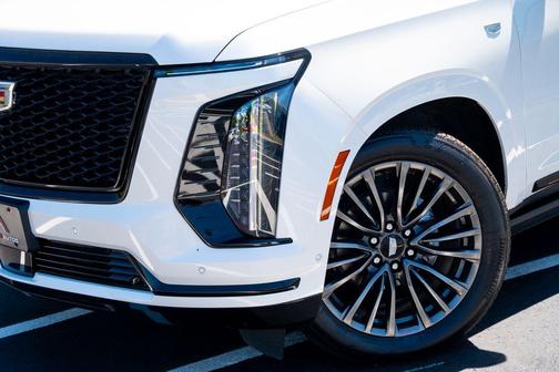 Crystal White Tricoat 2025 Cadillac Escalade Sport Platinum