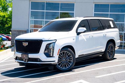 Crystal White Tricoat 2025 Cadillac Escalade Sport Platinum