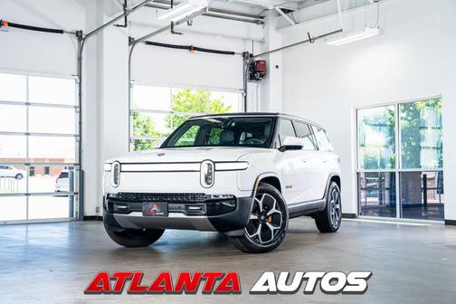 2023 Rivian R1S Adventure