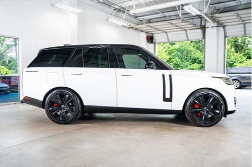 2023 Land Rover Range Rover P400 SE